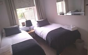 Lovely Private Ensuite Room Near Torbay Hospital